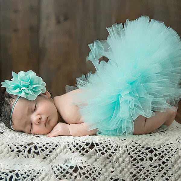 The Ultimate Guide to Newborn Photography: Creating Stunning Baby Photoshoots